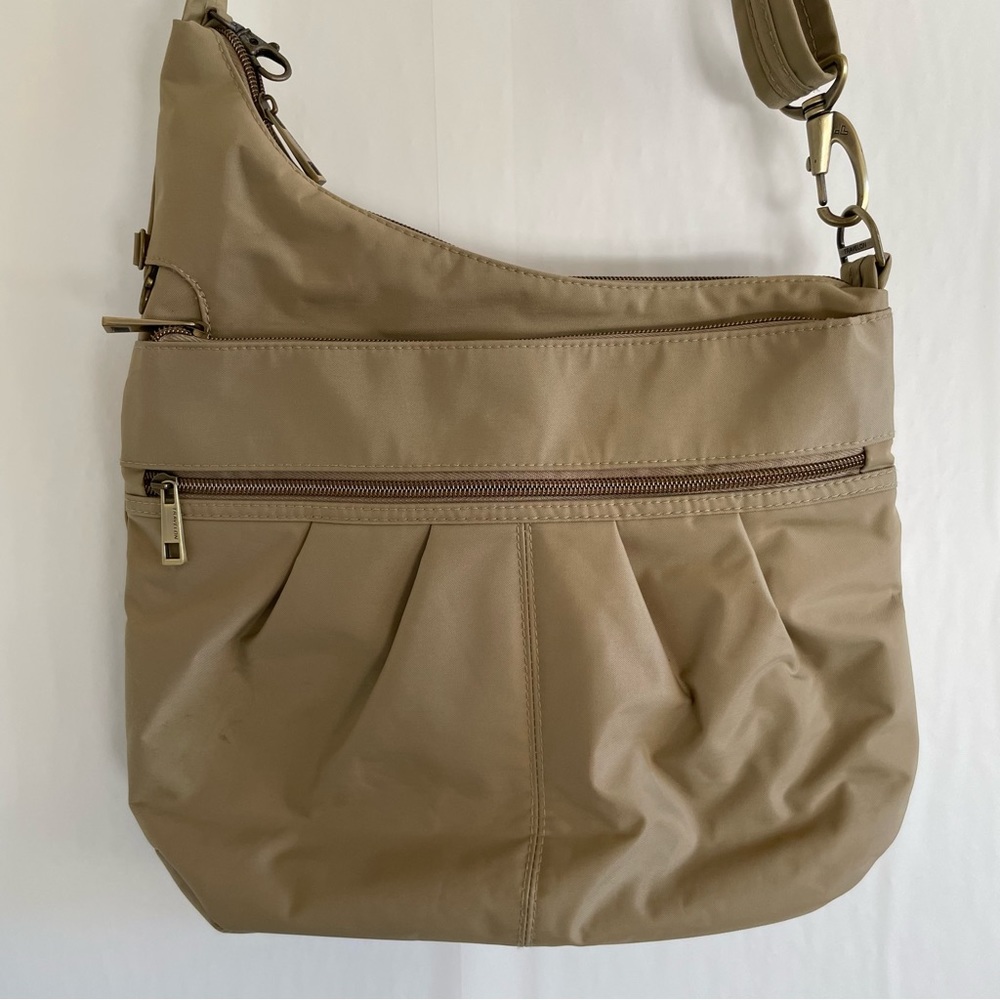 Travelon Anti Theft Natural Crossbody Bag